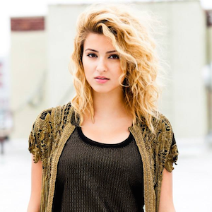 Tori Kelly